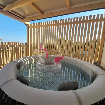 Tiny House Lily With Jacuzzi Apartment Sveti Filip i Jakov Exterior photo