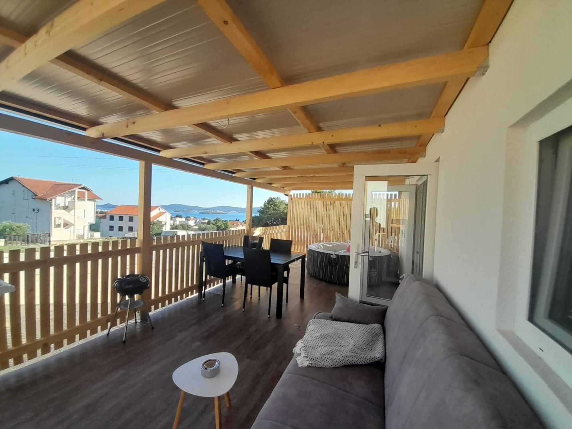 Apartment Tiny House Lily With Jacuzzi Sveti Filip i Jakov
